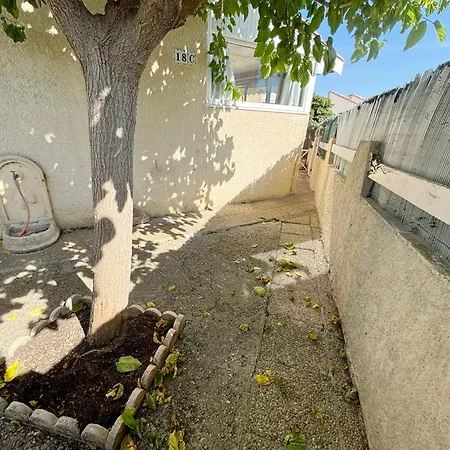 Villa Accueillante, Parking - 4 Pers. - Fr-1-795-79 Fleury (Aude)